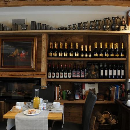 L'Abri Des Amis Hotel Courmayeur Luaran gambar