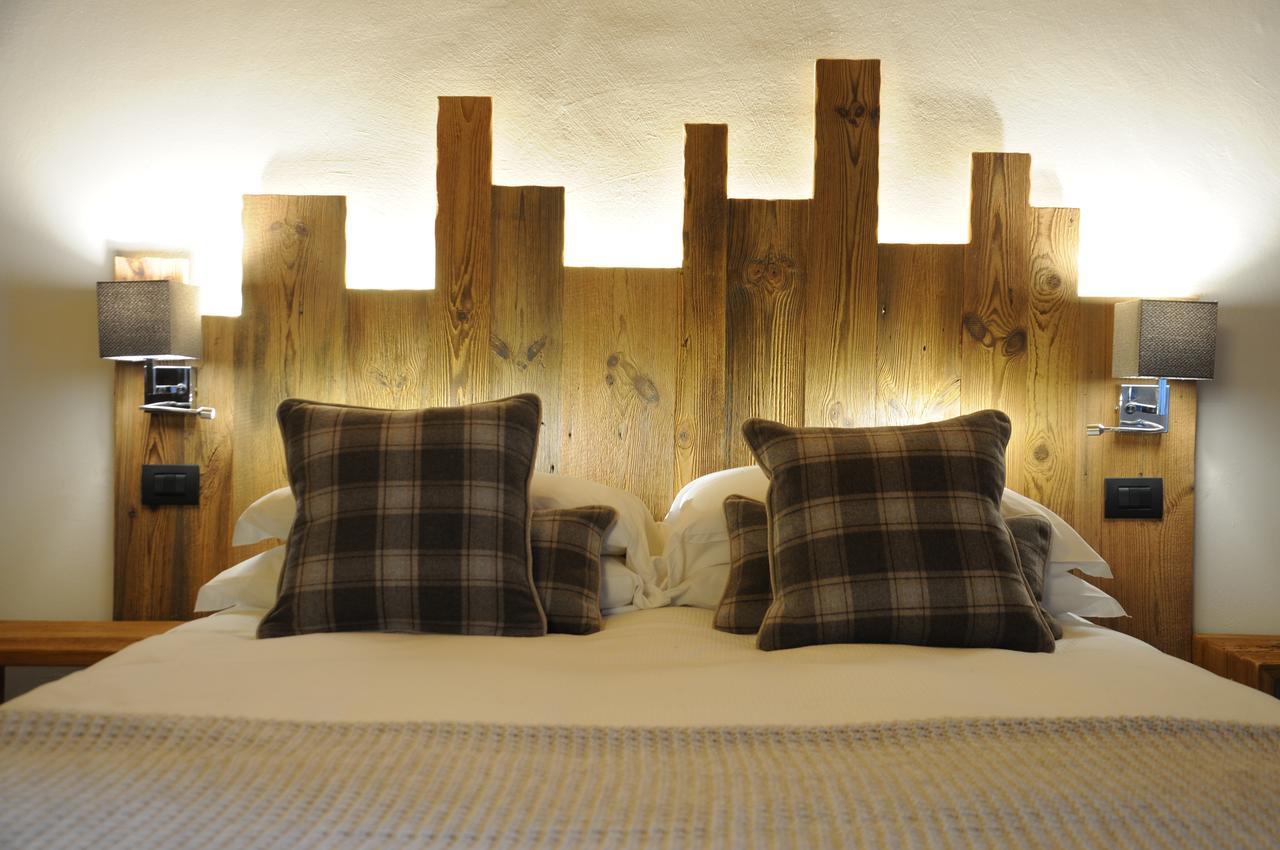 L'Abri Des Amis Hotel Courmayeur Luaran gambar