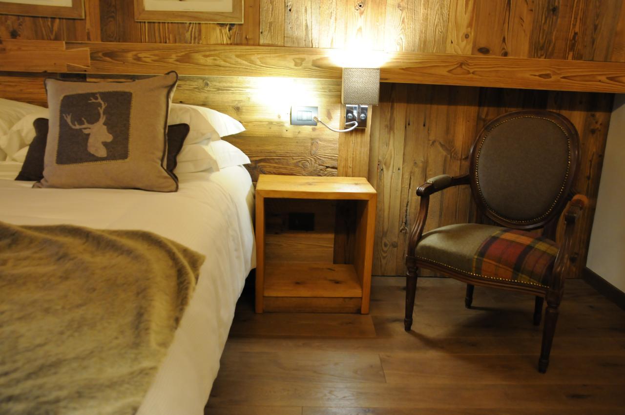 L'Abri Des Amis Hotel Courmayeur Luaran gambar