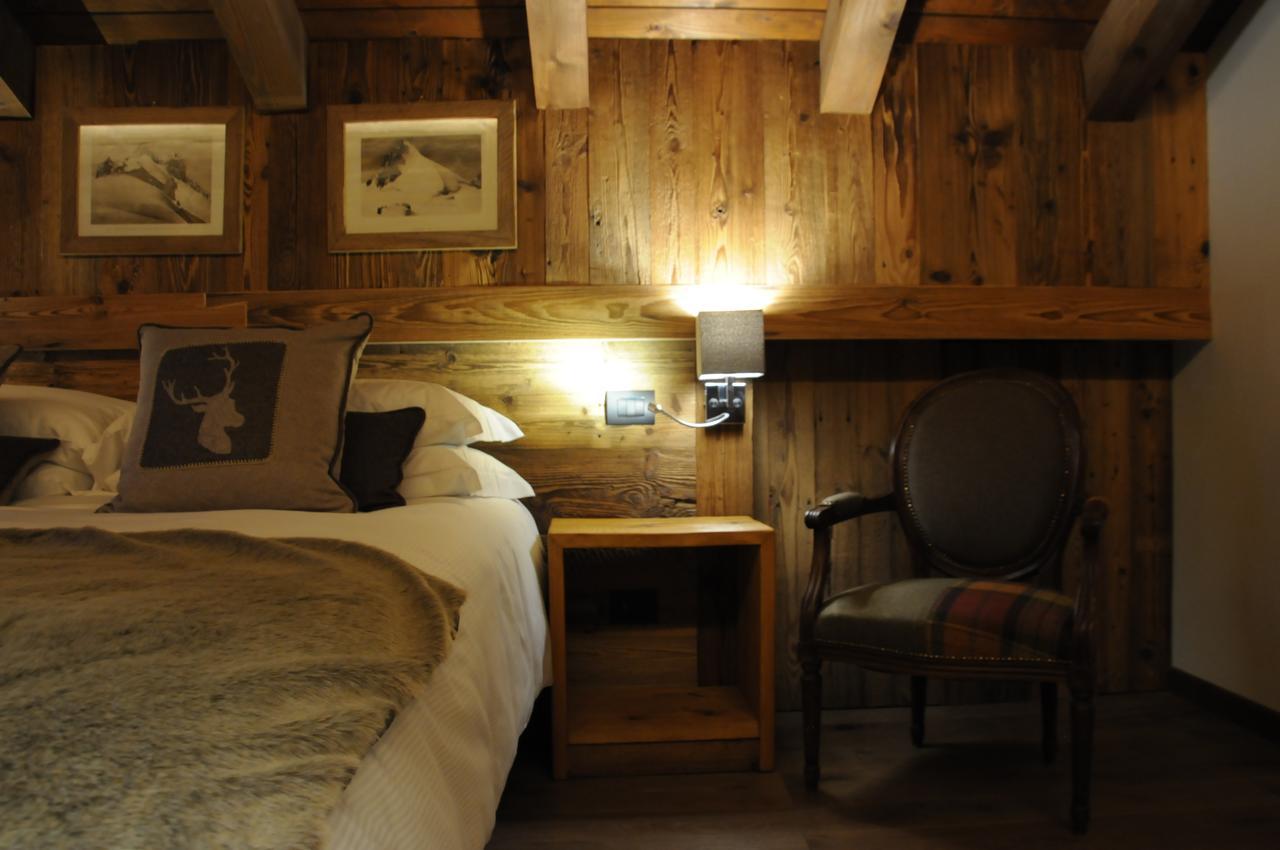 L'Abri Des Amis Hotel Courmayeur Luaran gambar